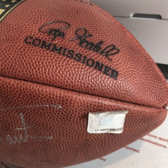 Harry Carson #53 "Giants" Signed The DUKE NFL Football with Halo Sticker - Picture 4 of 5